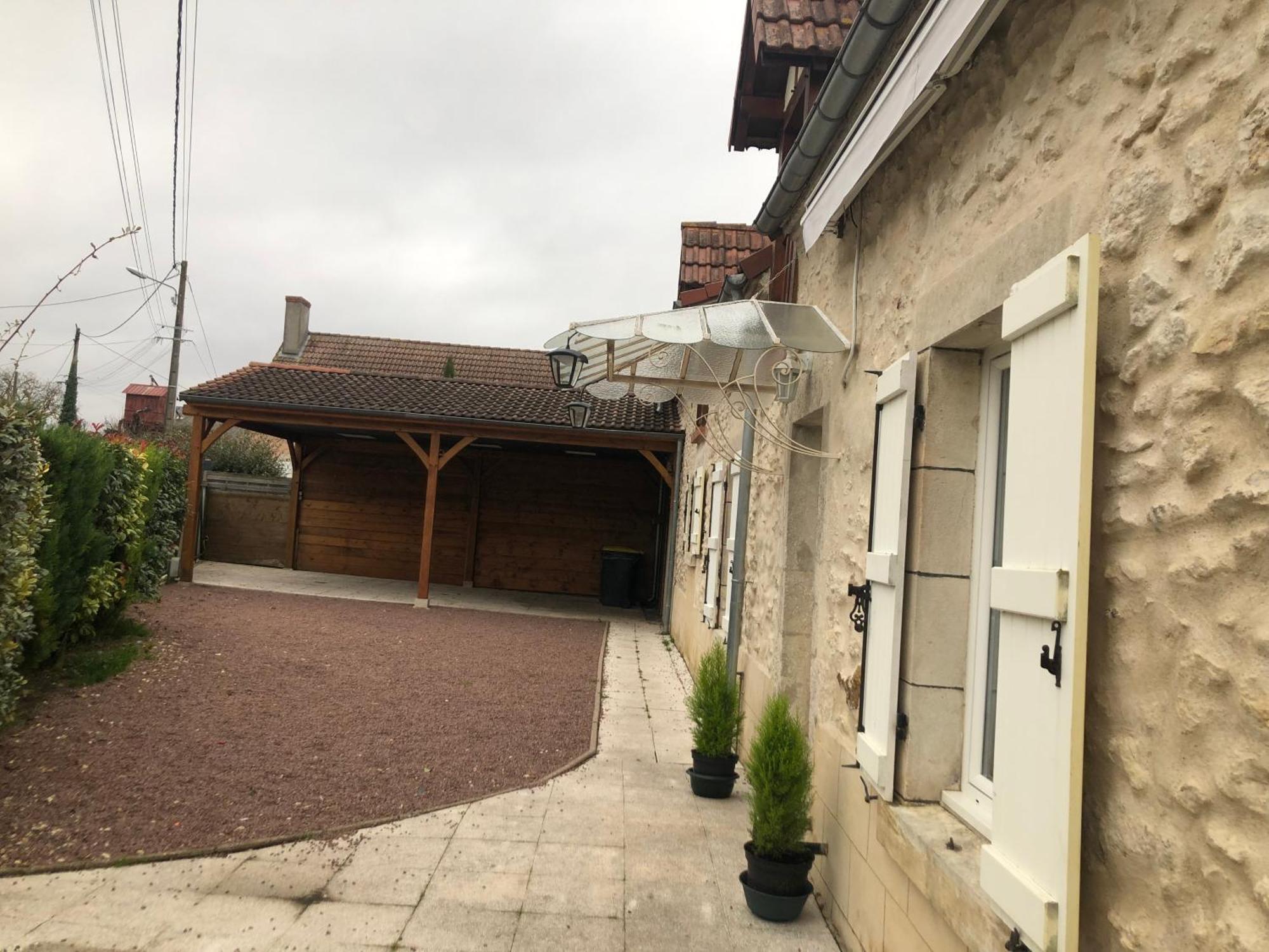 Holiday home Entre Champs Et Foret *